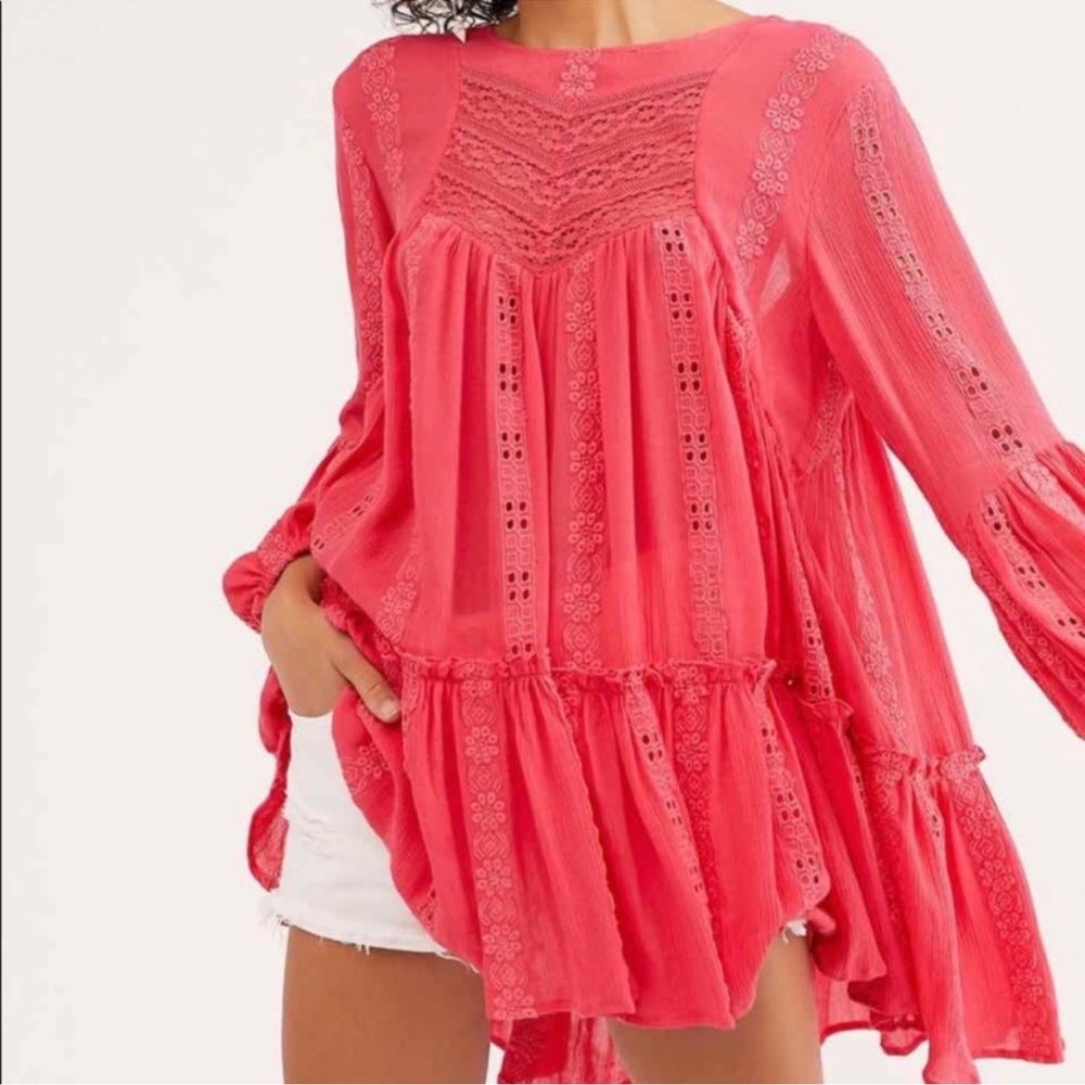 Free People Kiss Kiss Embroidered Tunic Top size Medium